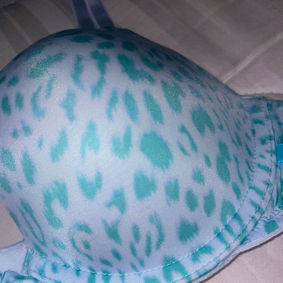 VS PINK 🩷 Blue Leopard Bra - Picture 2 of 3